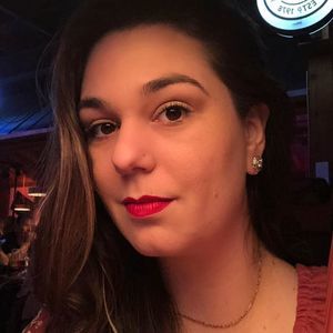 Meet your Posher, Caroline